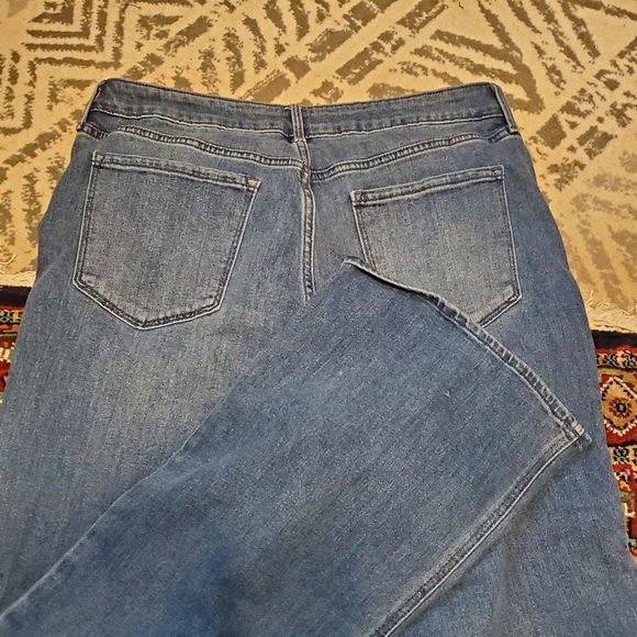 OLD NAVY HIGH RISE WOW FLARE. SZ 14. - Picture 6 of 6